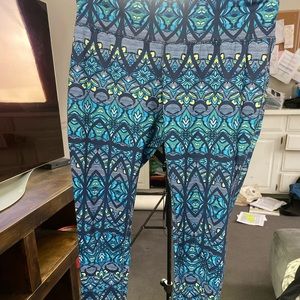 patterned leggings
